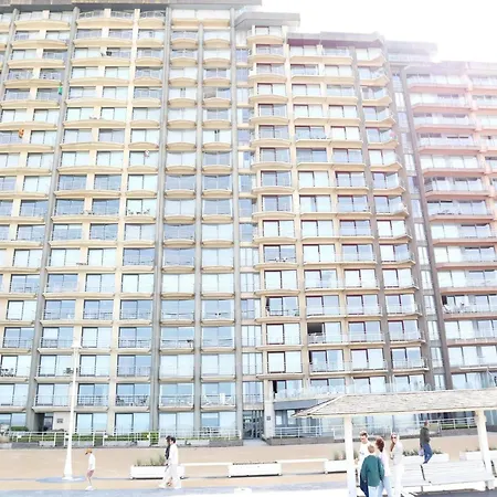 In With Stunning Sea View, Cleaning Included Nieuwpoort